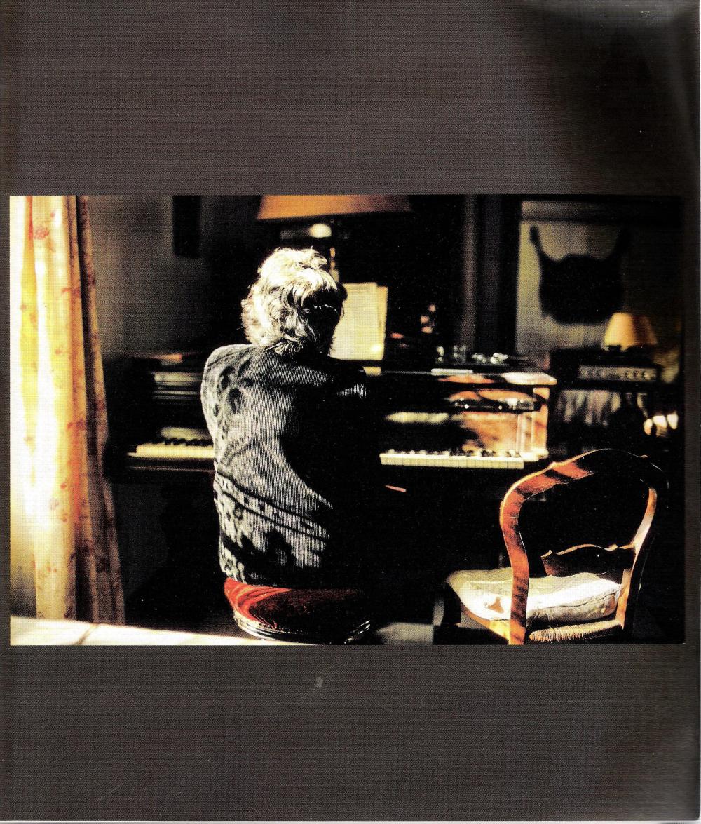 marguertite et le piano 001